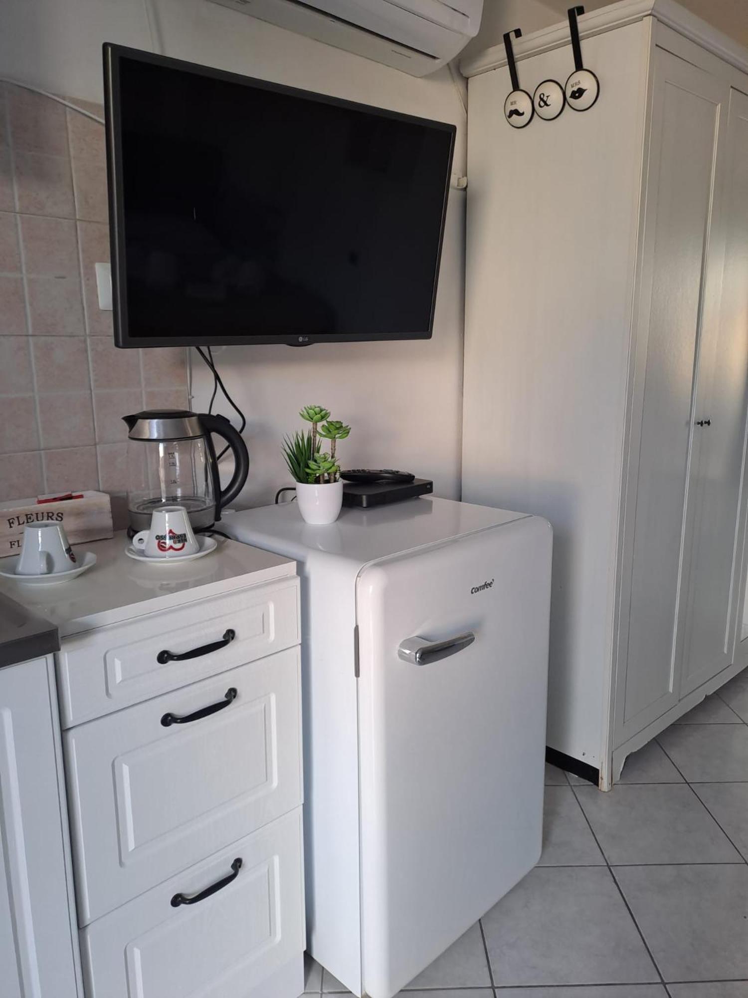 Agriturismo Torre Flavia Ladispoli Ngoại thất bức ảnh