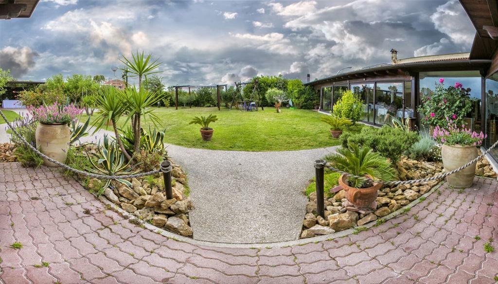 Agriturismo Torre Flavia Ladispoli Ngoại thất bức ảnh